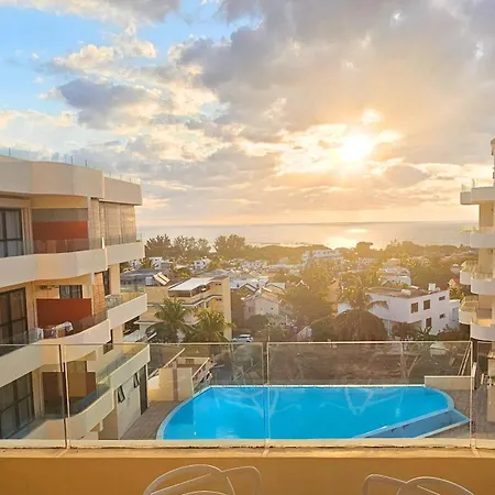 Zen Retreat With Stunning Sea Views And Sunsets Apartment Flic en Flac Exterior photo