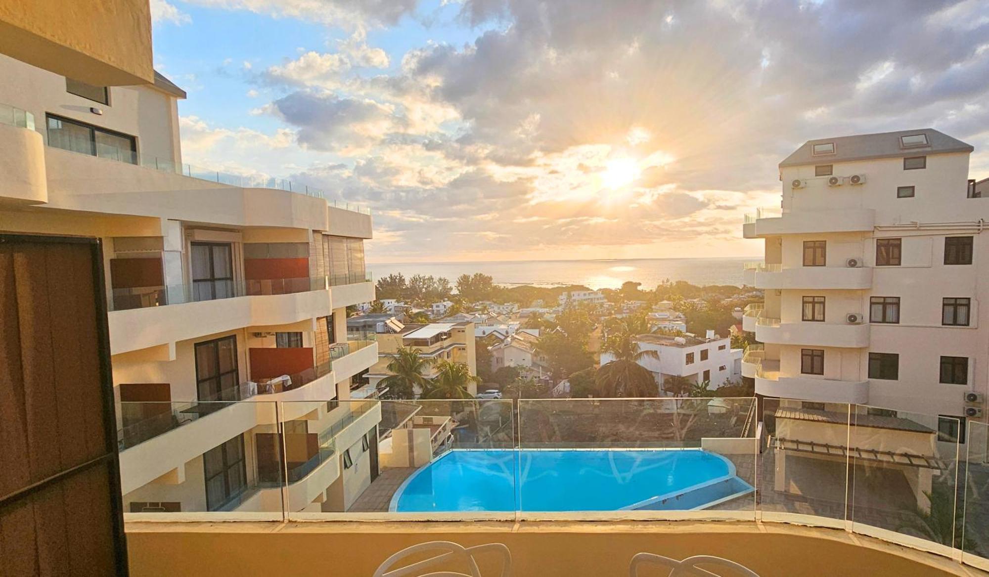 Zen Retreat With Stunning Sea Views And Sunsets Flic en Flac